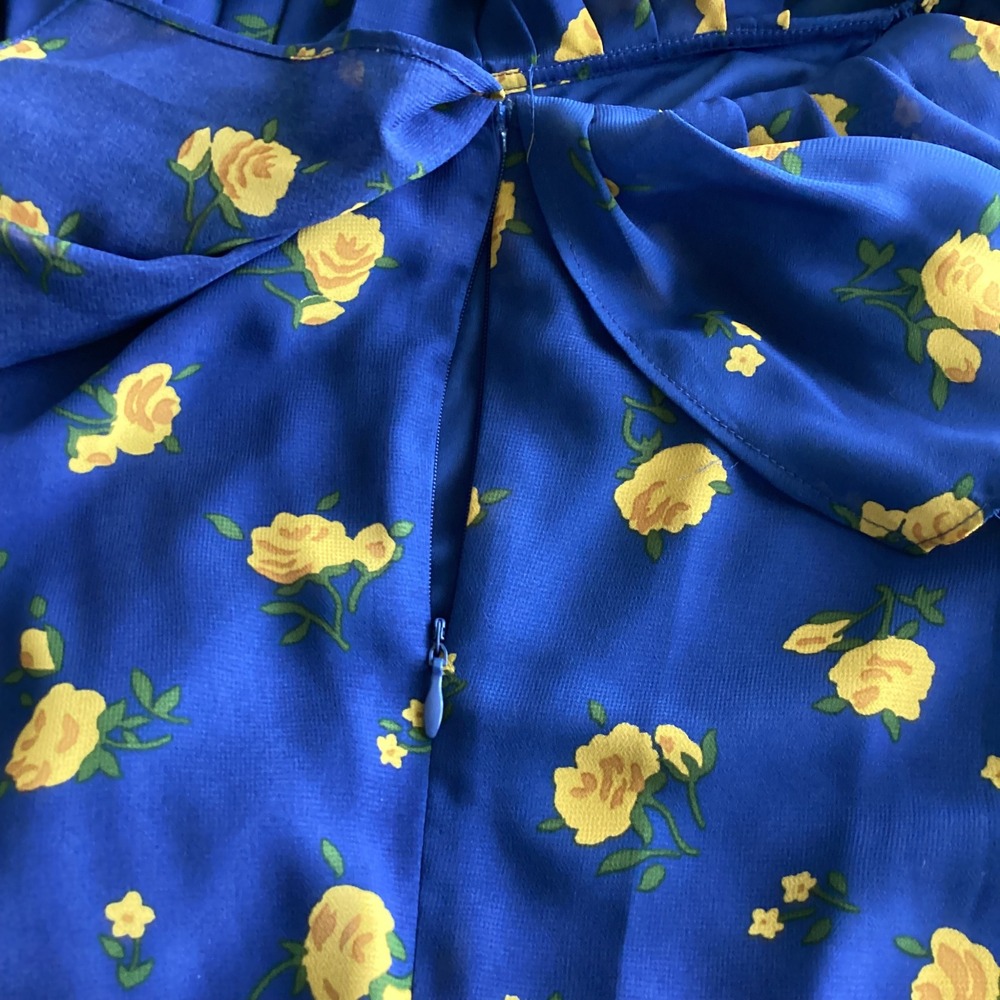 Betsey Johnson Blue Yellow Floral Wide‎ Leg Jumpsuit Ruffle Off Shoulder Size 6 - Picture 12 of 12